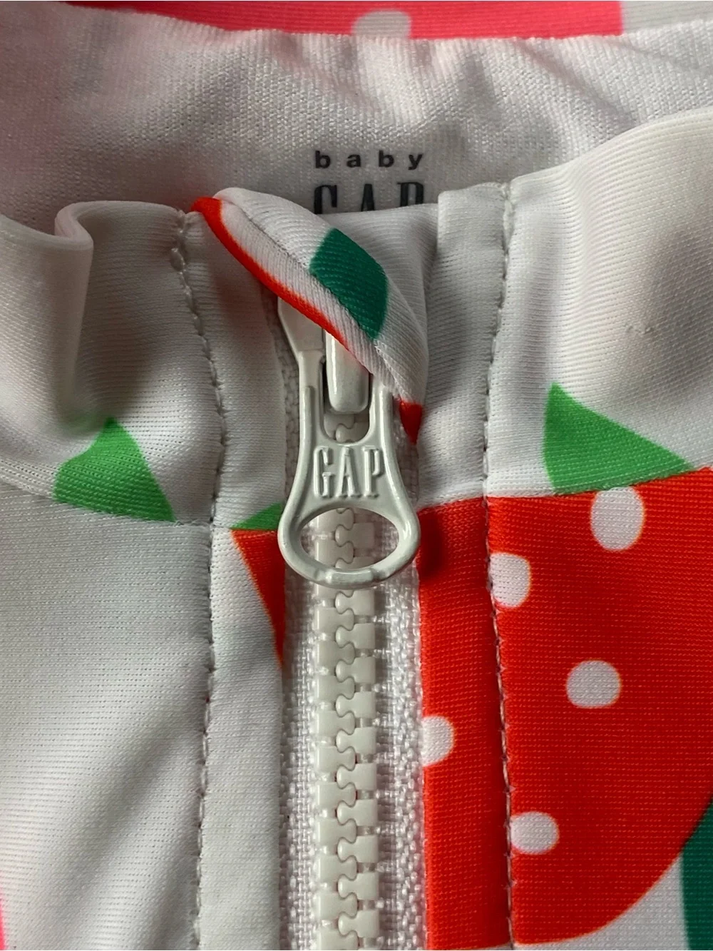 GAP rashguard swimsuit